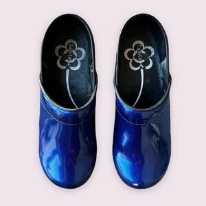 Sanita Blue Slip-Resistant Shoes Sz 38